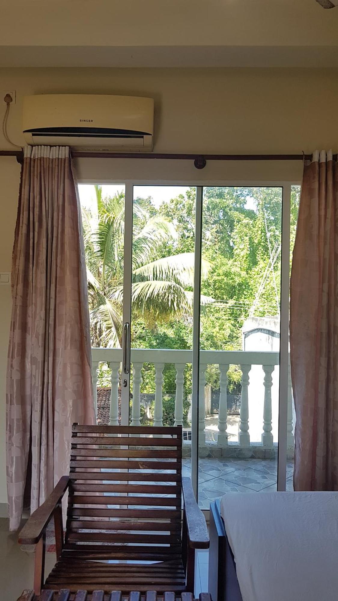 Pinki Nest Hotel มิริสซา ภายนอก รูปภาพ